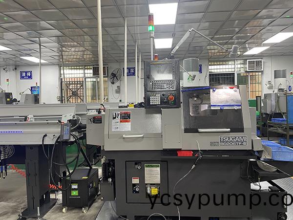 機(jī)器設(shè)備(bei)一(yi)角(jiao)